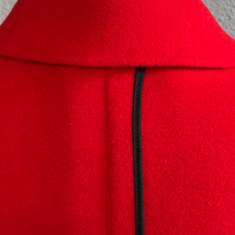 Stylish Red Coat - Picture 7 of 10